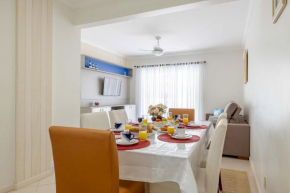 Amplo Apartamento a 70 metros da Praia de 4Ilhas